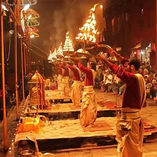 Golden glow of evening Ganga Aarti Evening Aarti atmosphere